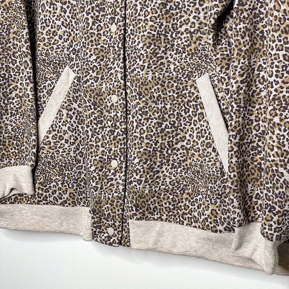 Torrid‎ Leopard Print Snap Button Bomber Jacket - Picture 3 of 5